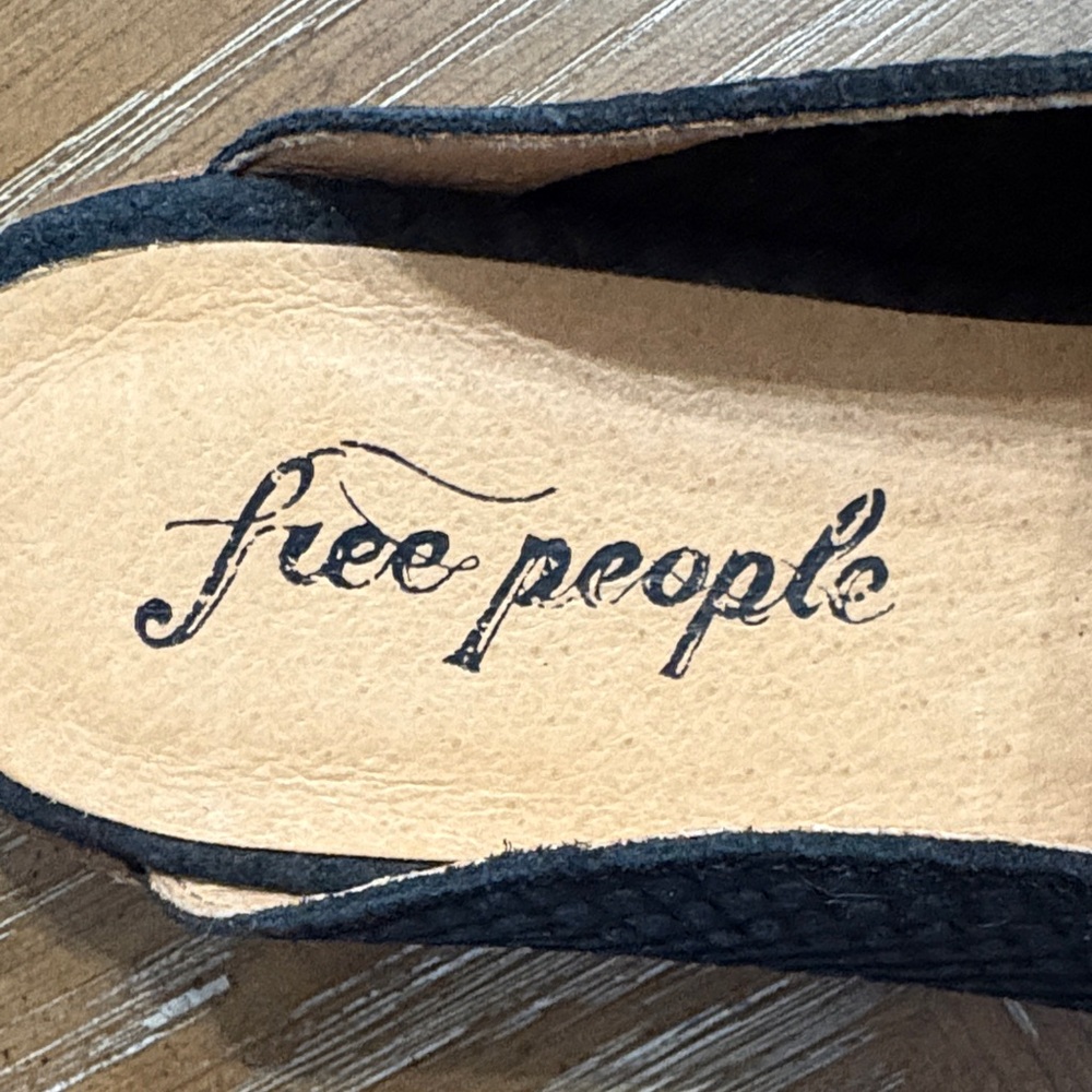 Free People‎ Black At Ease Slip On Slide Loafer Size 41 - Picture 2 of 8